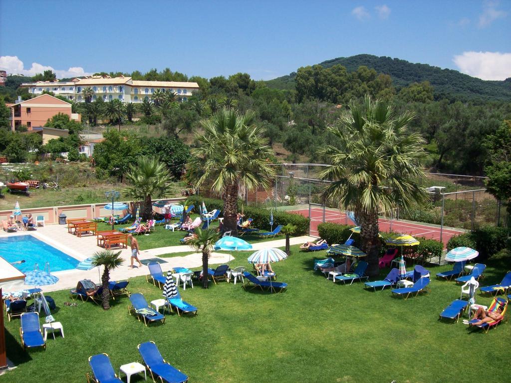 Thomas Bay Hotel Agios Stefanos Avliotes  Bagian luar foto