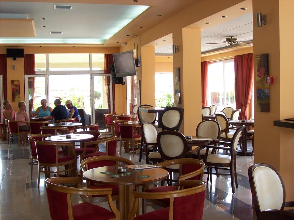 Thomas Bay Hotel Agios Stefanos Avliotes  Bagian luar foto